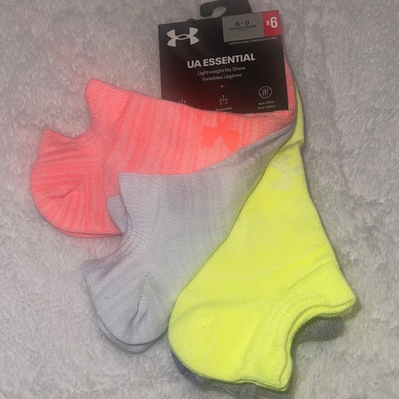 ❤️NEW!!!❤️ Under Armour Essential Light lweight 6 pairs in a pack. No show. - Picture 5 of 12